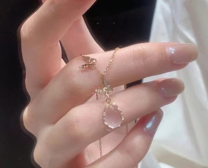 گر دنبند نقره عیار s925 مدل اشک و پروانه (رنگ طلایی)