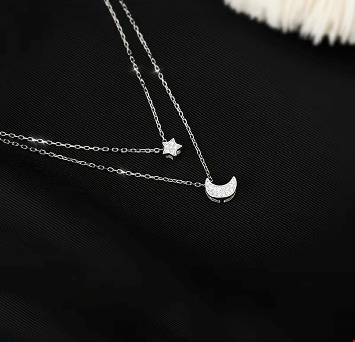 نیم ست نقره عیار 925 مدل ماه و ستاره کد۱۱۰